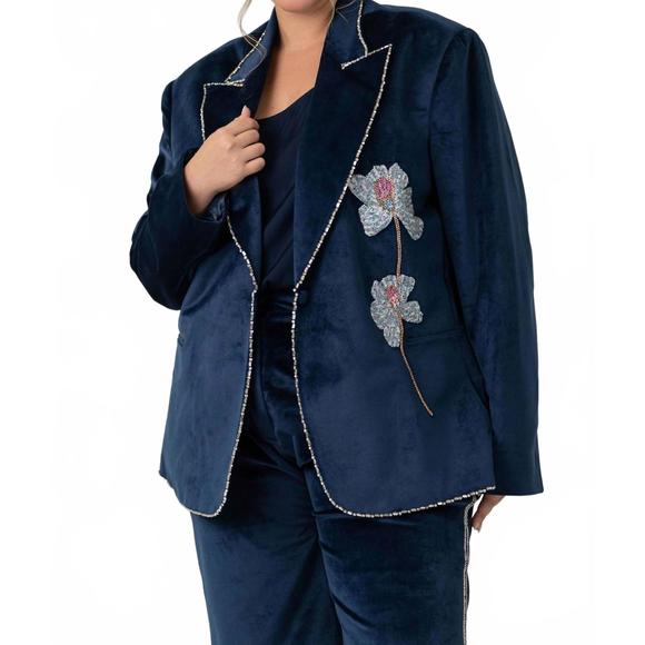 NEW LA FUORI soft velvet blazer - plus in royal blue - Picture 1 of 5